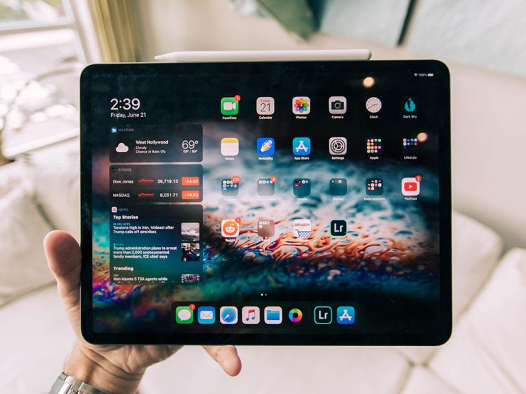 roberto nickson hLgYtX0rPgw unsplash GameGearHubPro